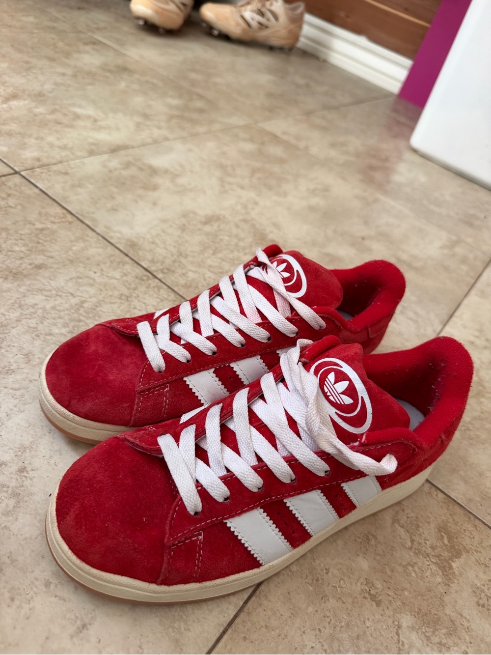 Women’s Campus Addidas size 8